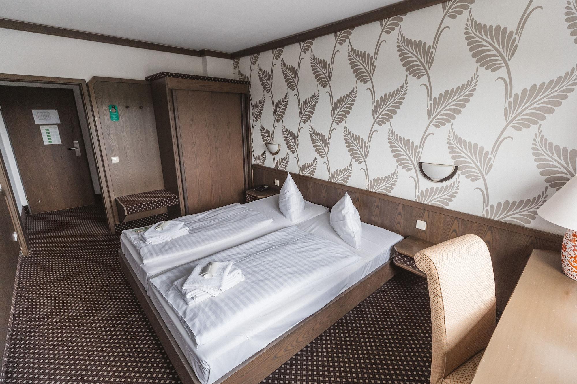 Terminal Hotel Köln Kültér fotó