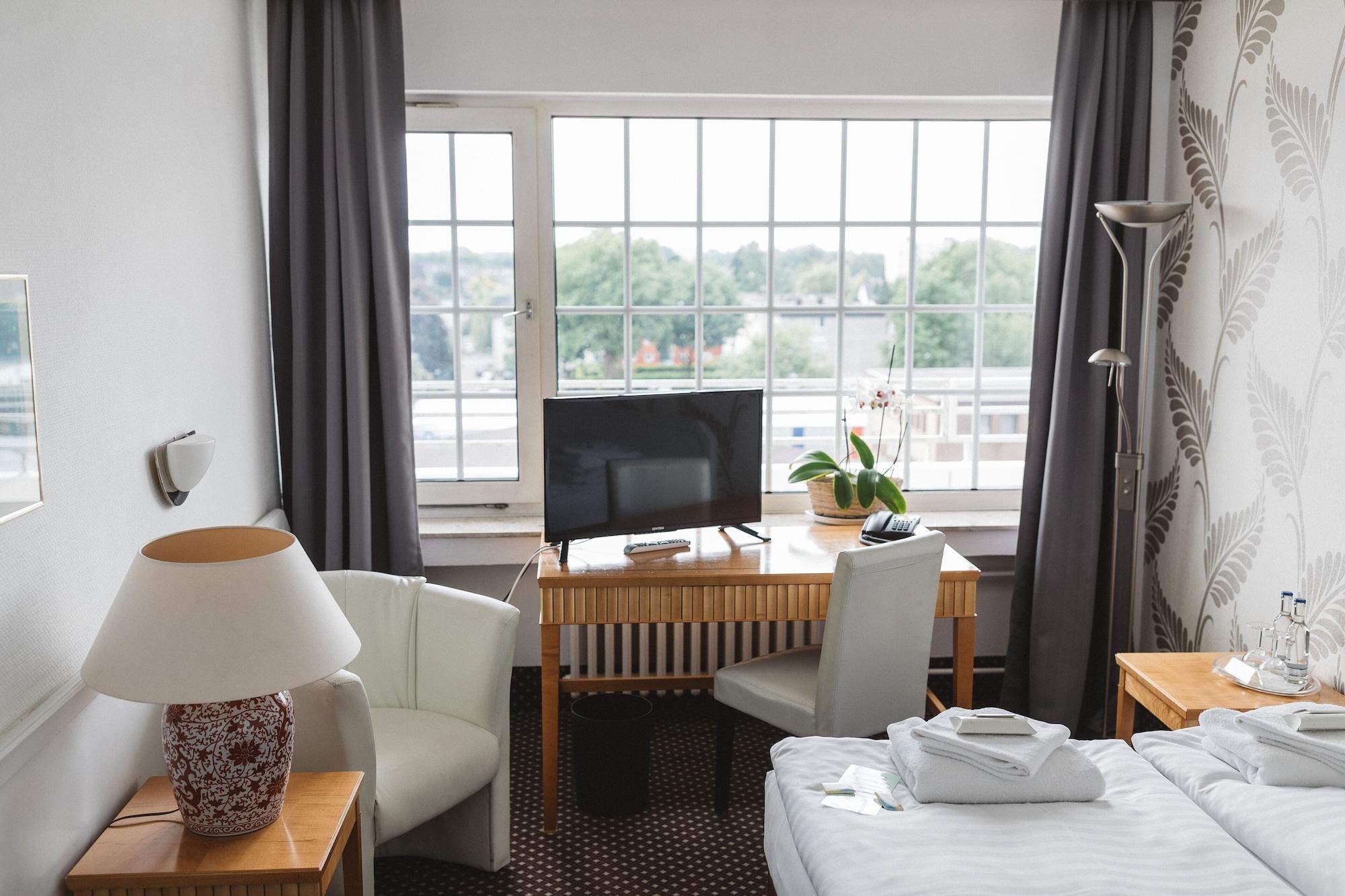 Terminal Hotel Köln Kültér fotó