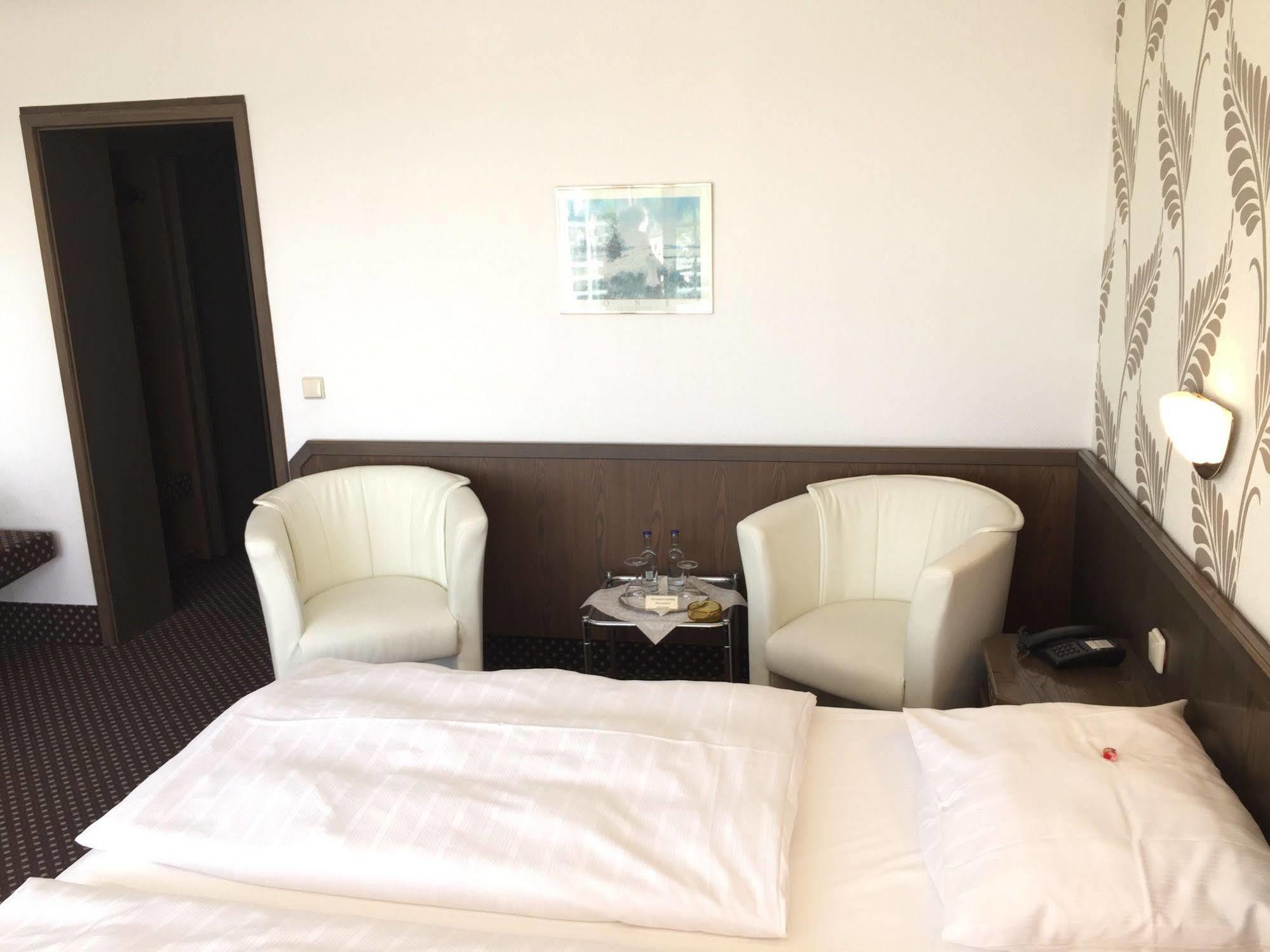 Terminal Hotel Köln Kültér fotó