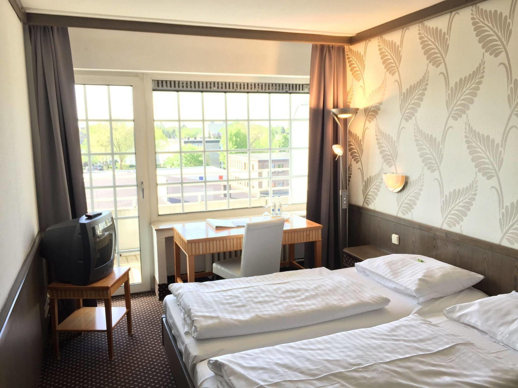 Terminal Hotel Köln Kültér fotó